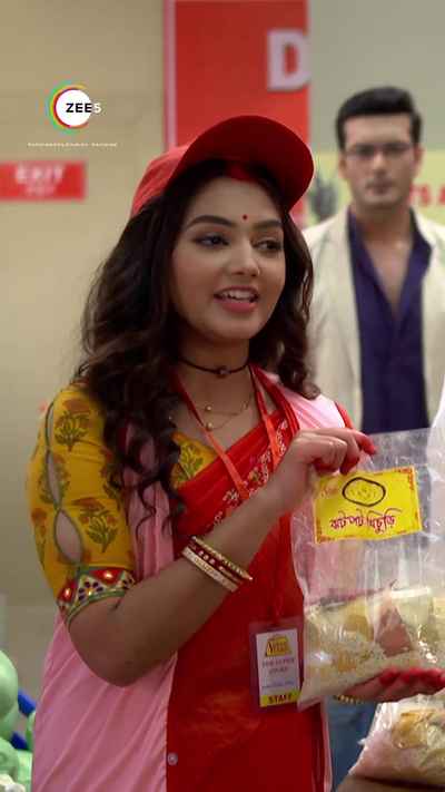 Actress Divyani Mondal as Phulki in Fulki Serial Zee Bangla